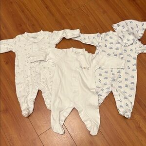 babycottons Newborn Footies (3 + hat)